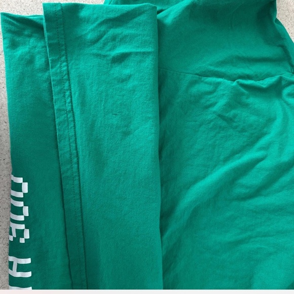 🎄Star Wars “Merry Force Be With You” Baby Yoda Christmas T-Shirt Size 2XL - Picture 4 of 4